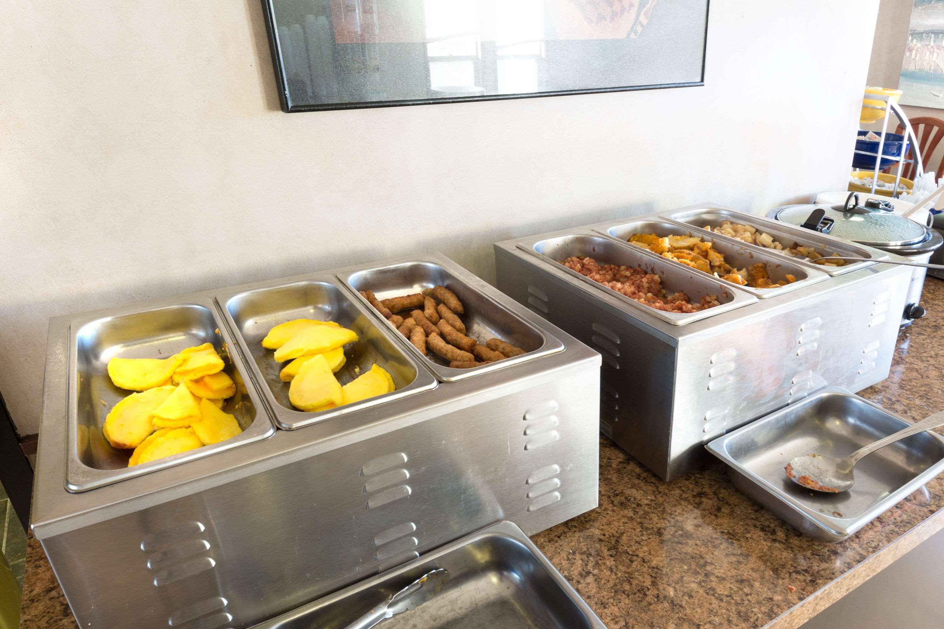 Days Inn By Wyndham Bend Ngoại thất bức ảnh