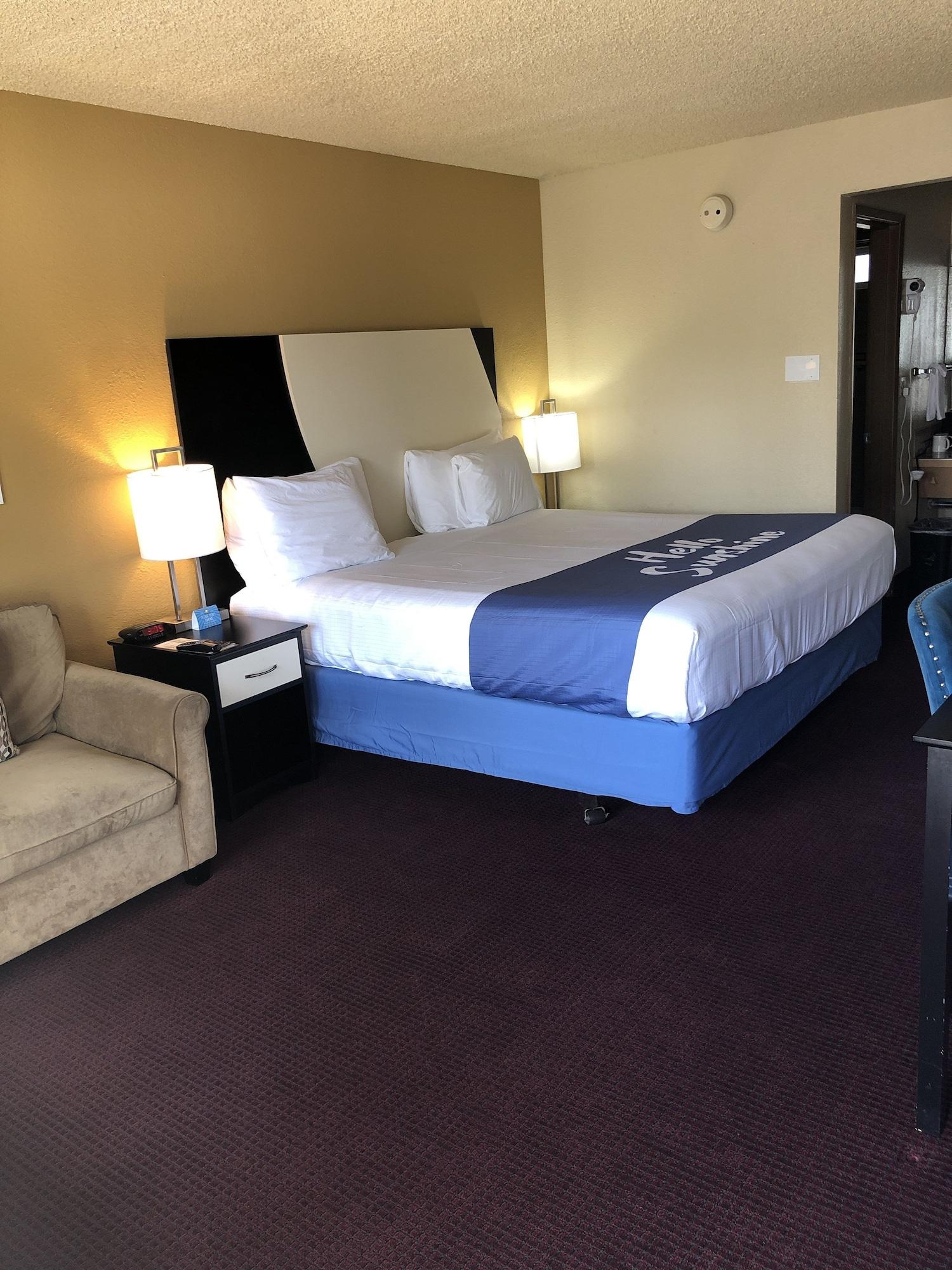 Days Inn By Wyndham Bend Ngoại thất bức ảnh
