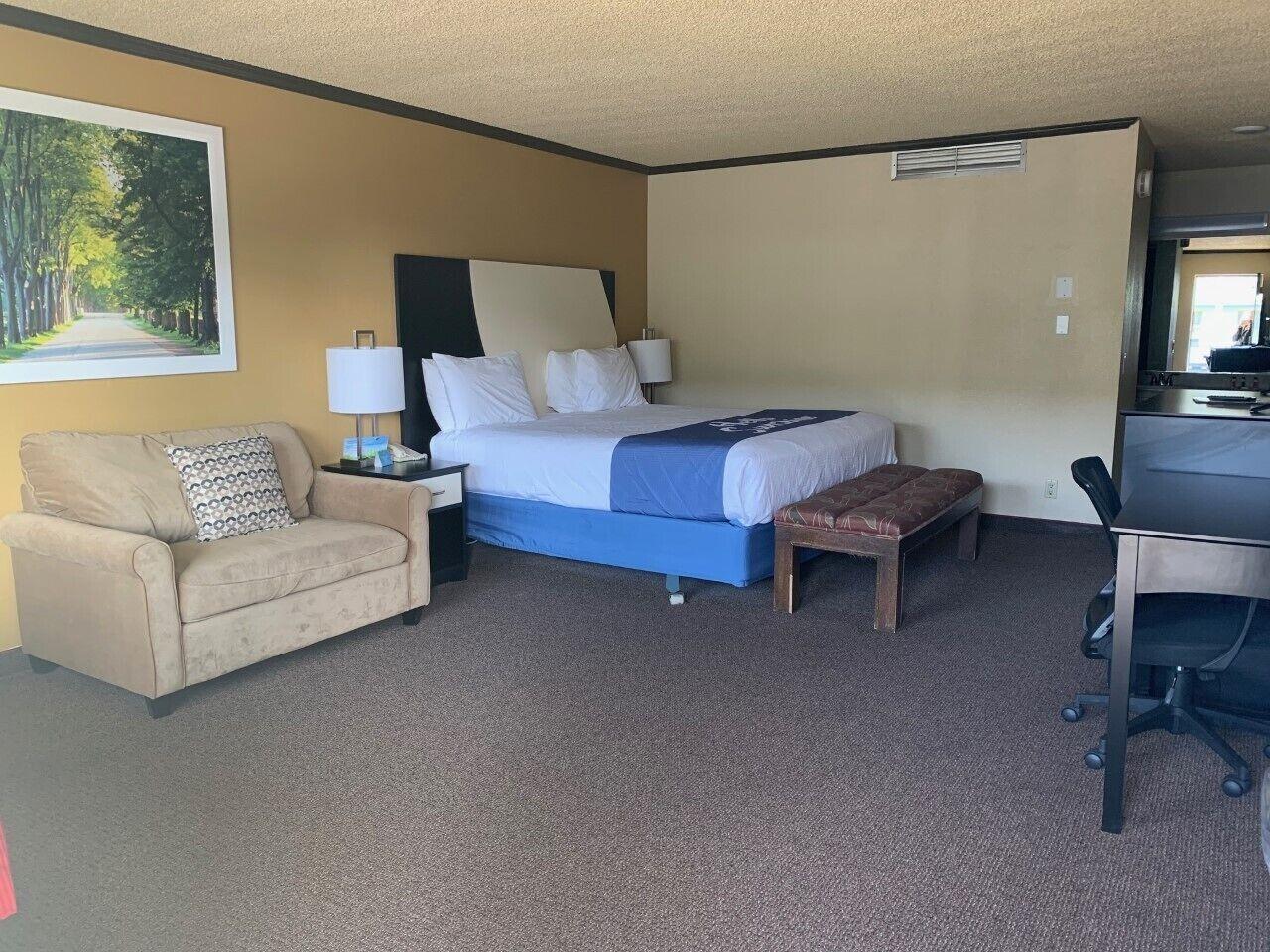 Days Inn By Wyndham Bend Ngoại thất bức ảnh