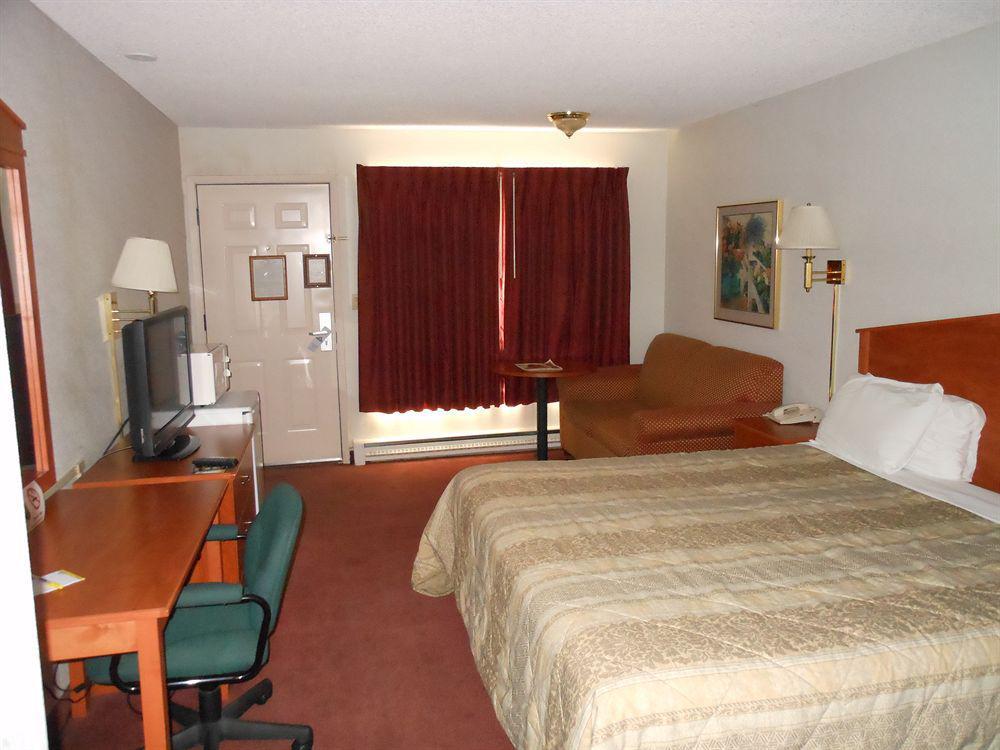 Days Inn By Wyndham Bend Ngoại thất bức ảnh